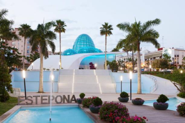Loving Mediterranean Apartamento Estepona